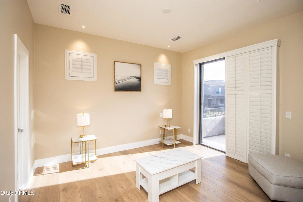 7445 E Eagle Crest Drive (unit 1068), Mesa