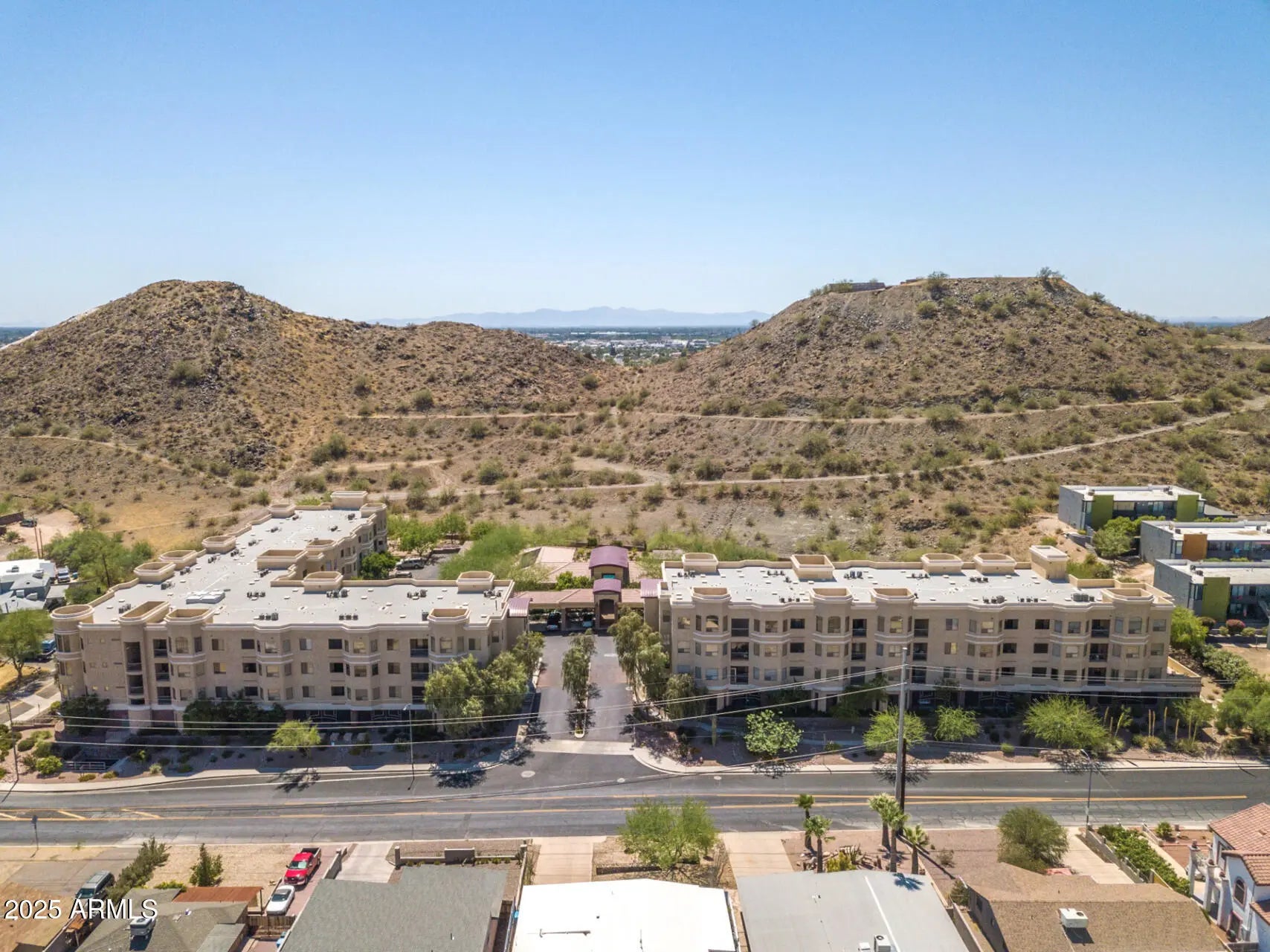 Photo of Listing #6858717