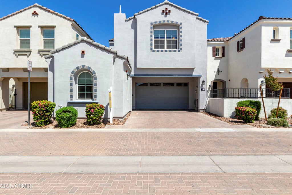 2446 E Lovebird Lane, Gilbert