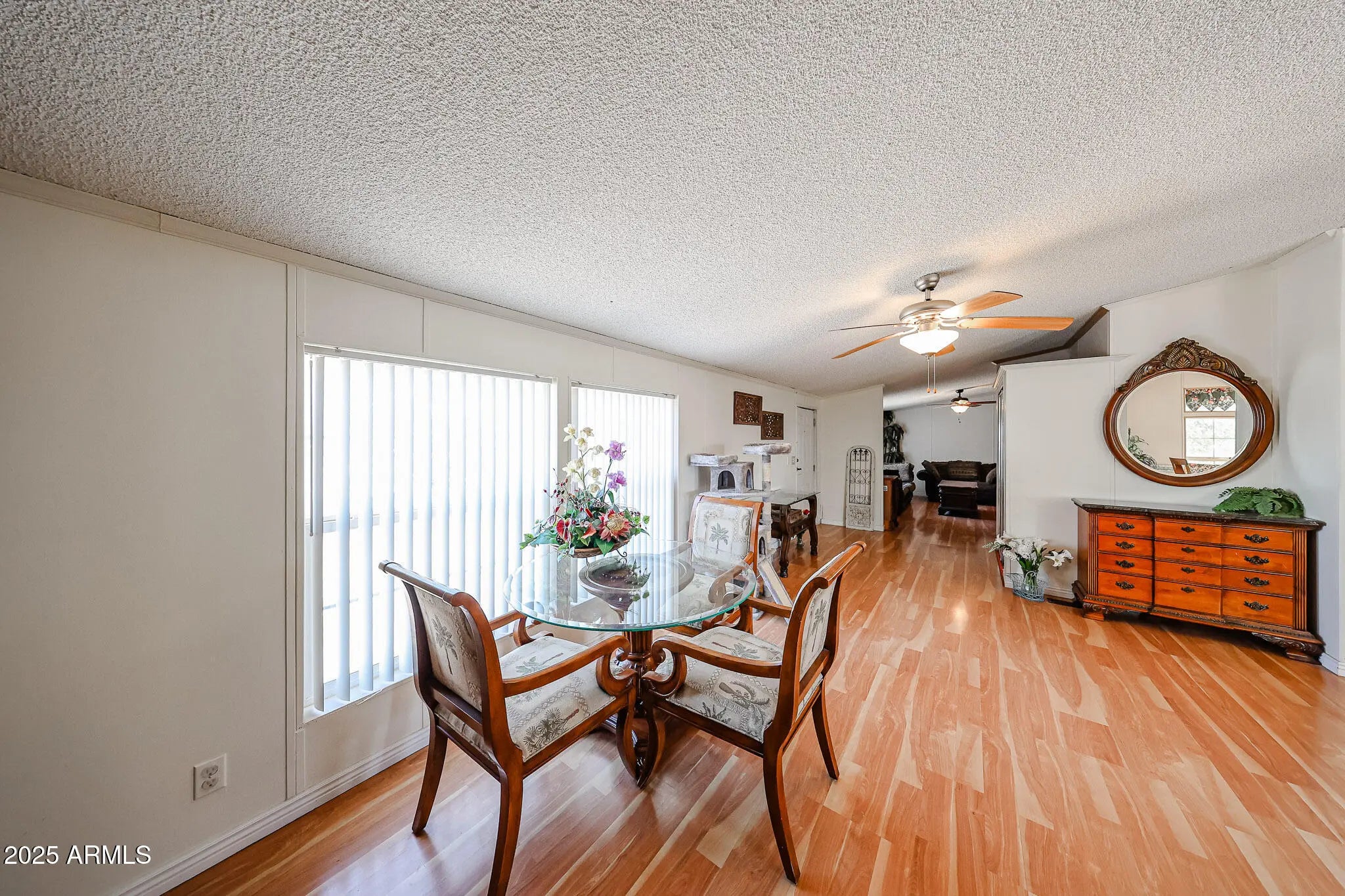 Photo of Listing #6844986