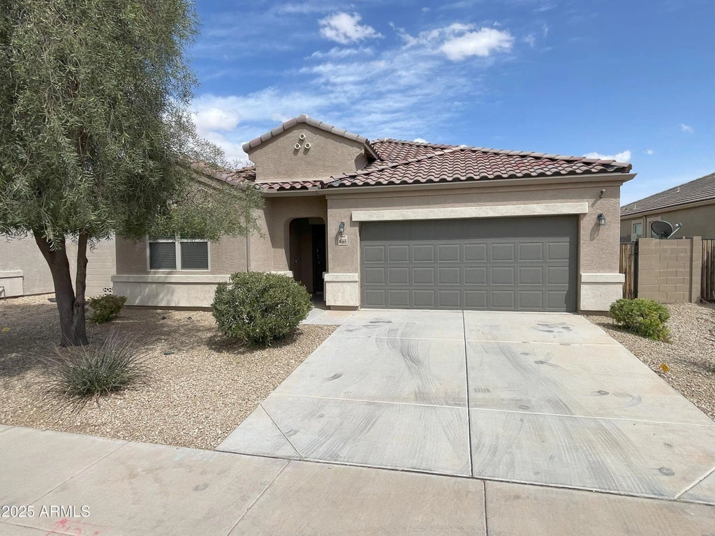 16665 N Luna Drive, Maricopa