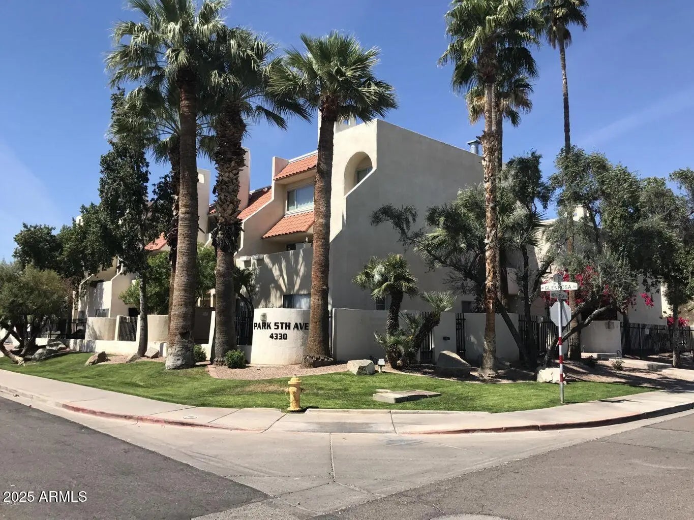 Photo of Listing #6844025