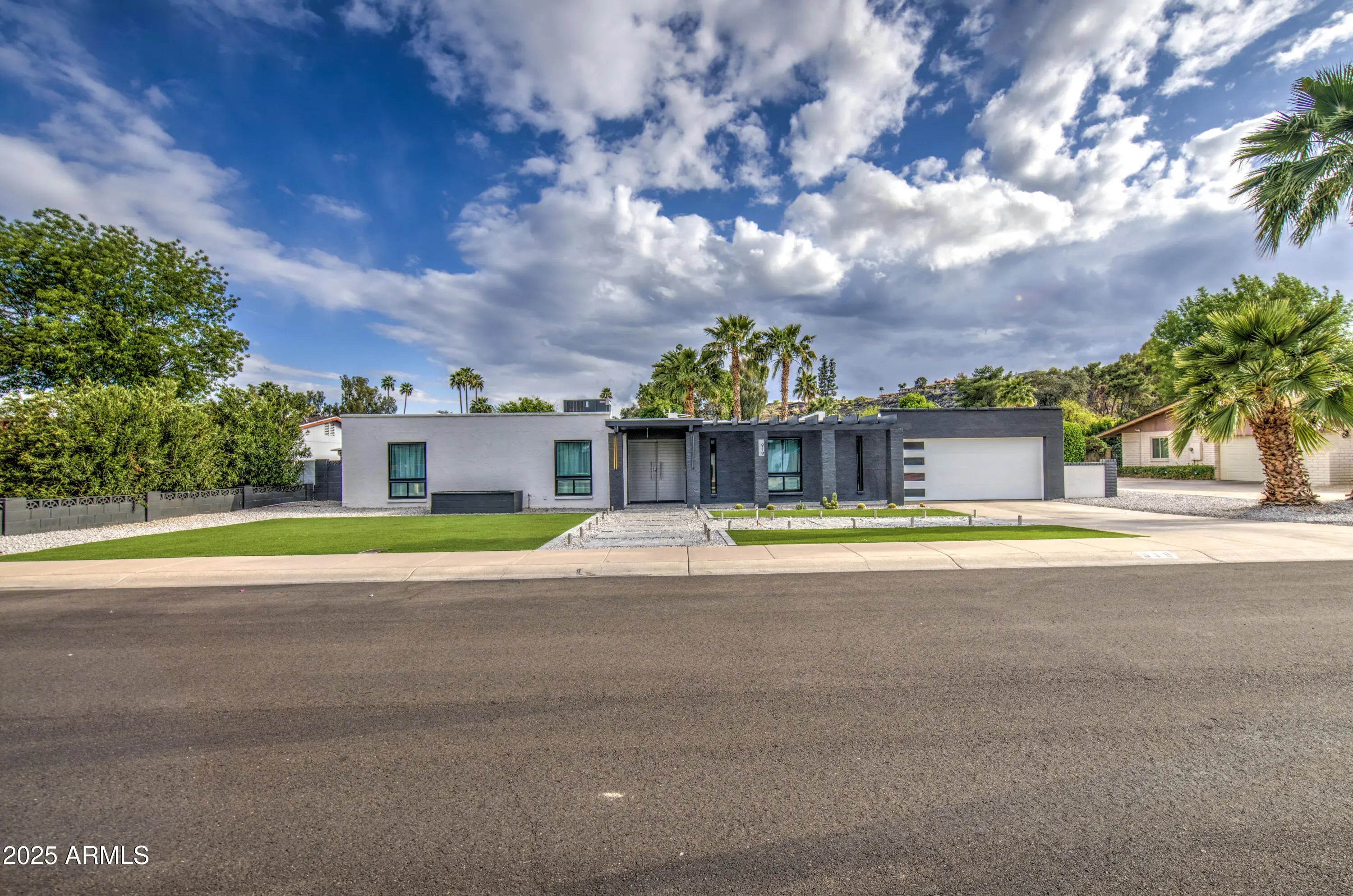 Photo of Listing #6845780