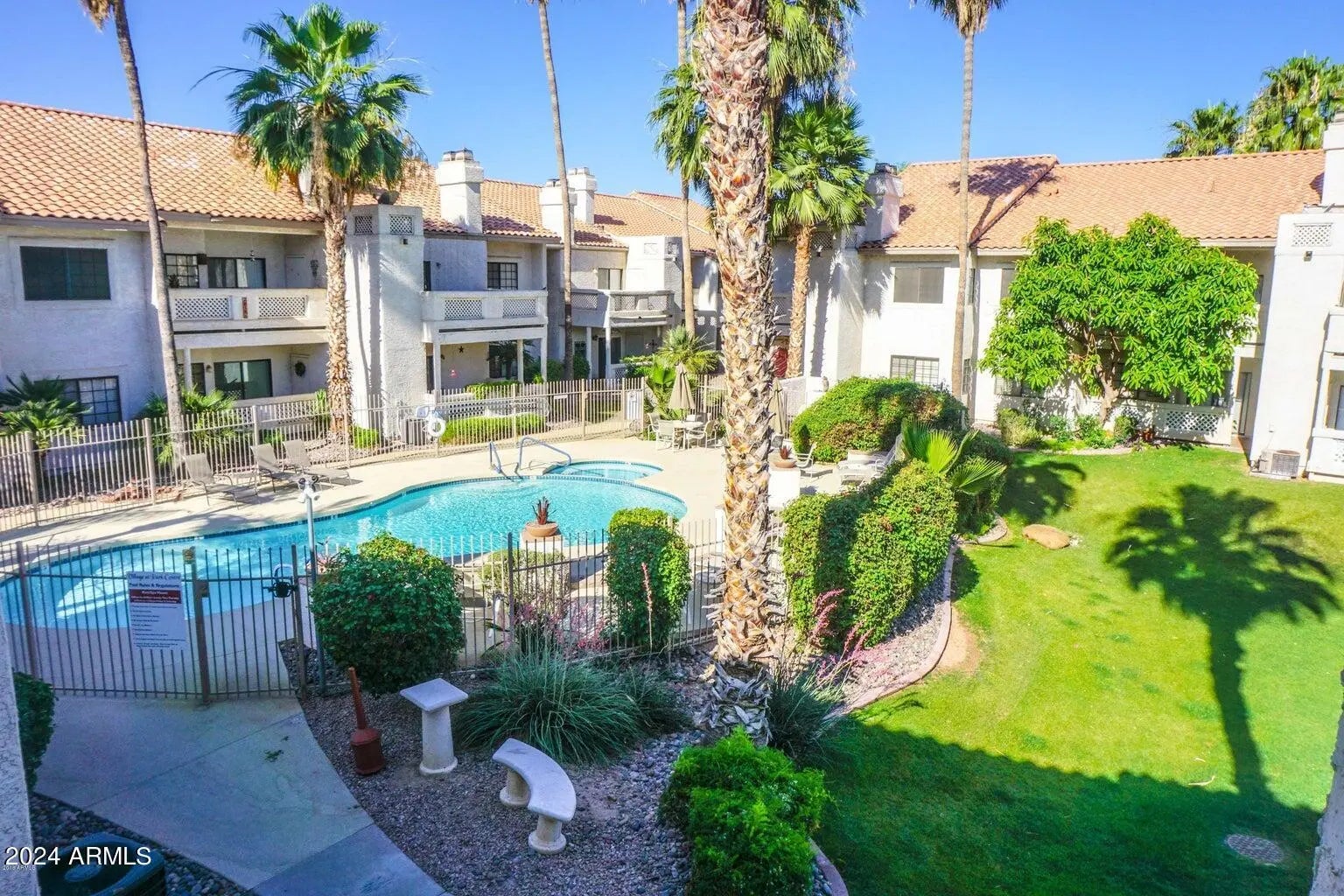 Photo of Listing #6844756