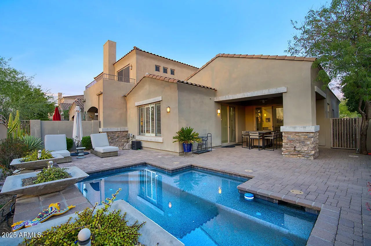 Photo of Listing #6844826