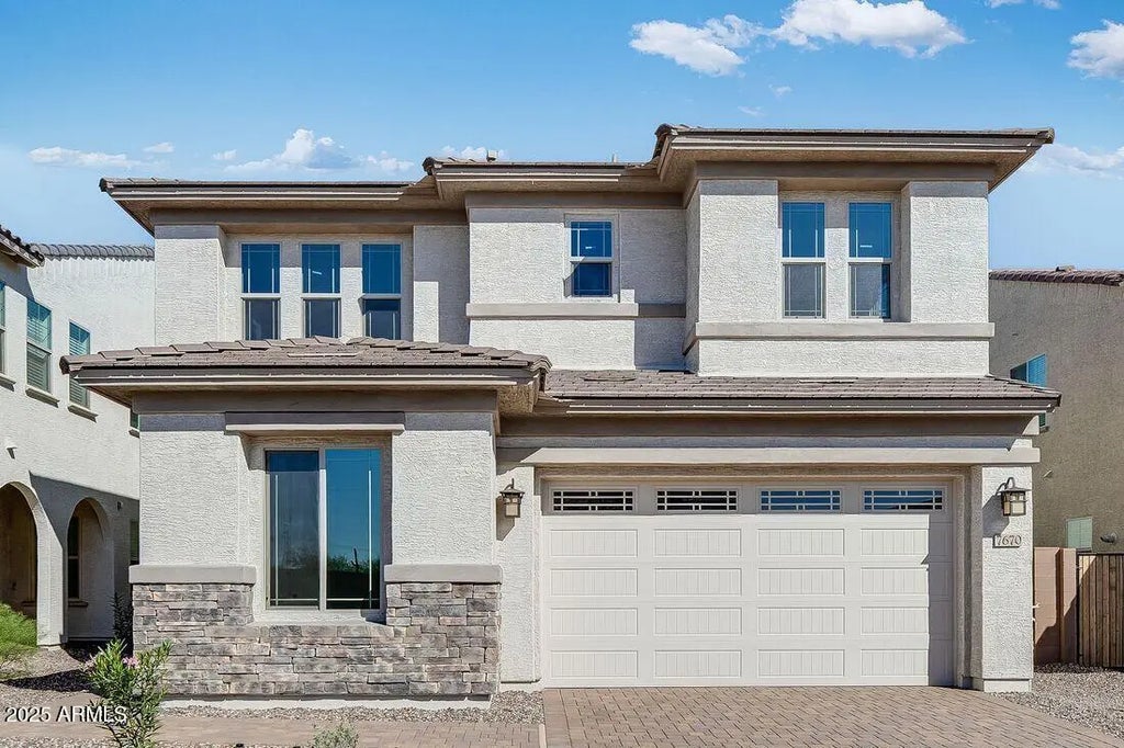 7670 W Crabapple Drive, Peoria