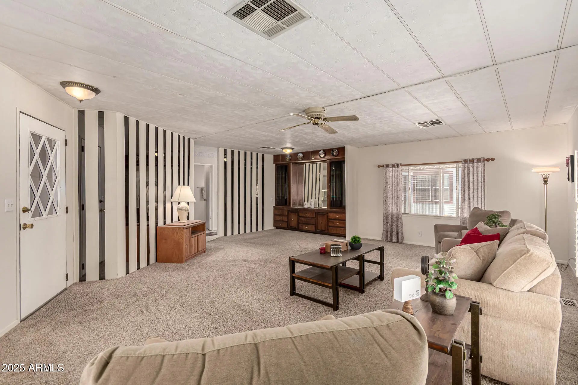 Photo of Listing #6875044