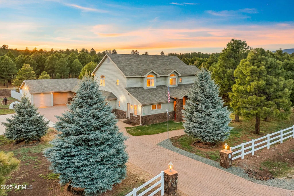 2705 W Creighton Drive, Flagstaff