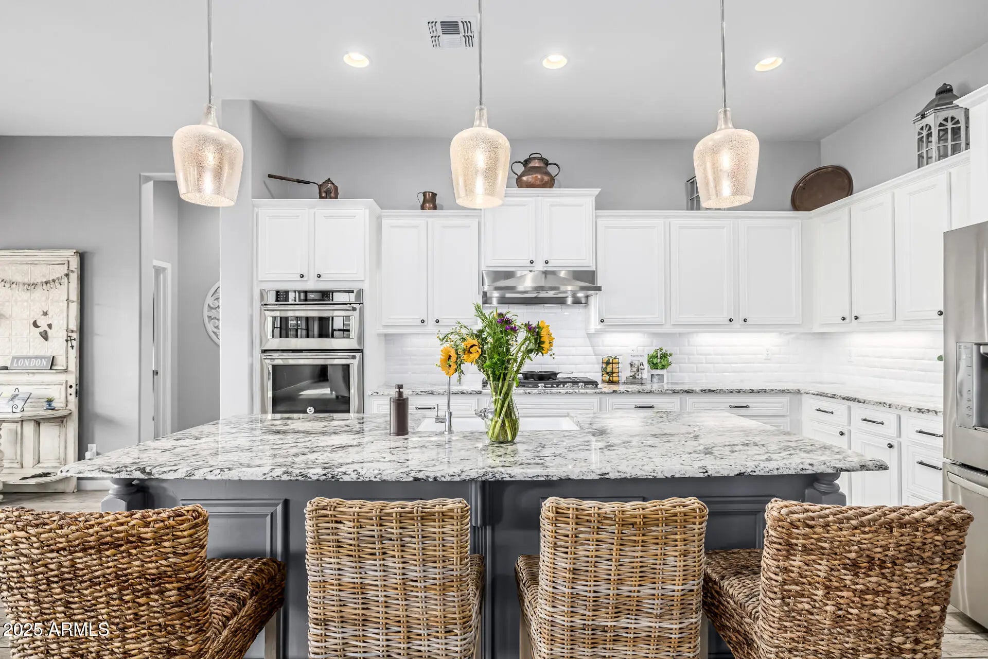 Photo of Listing #6922618