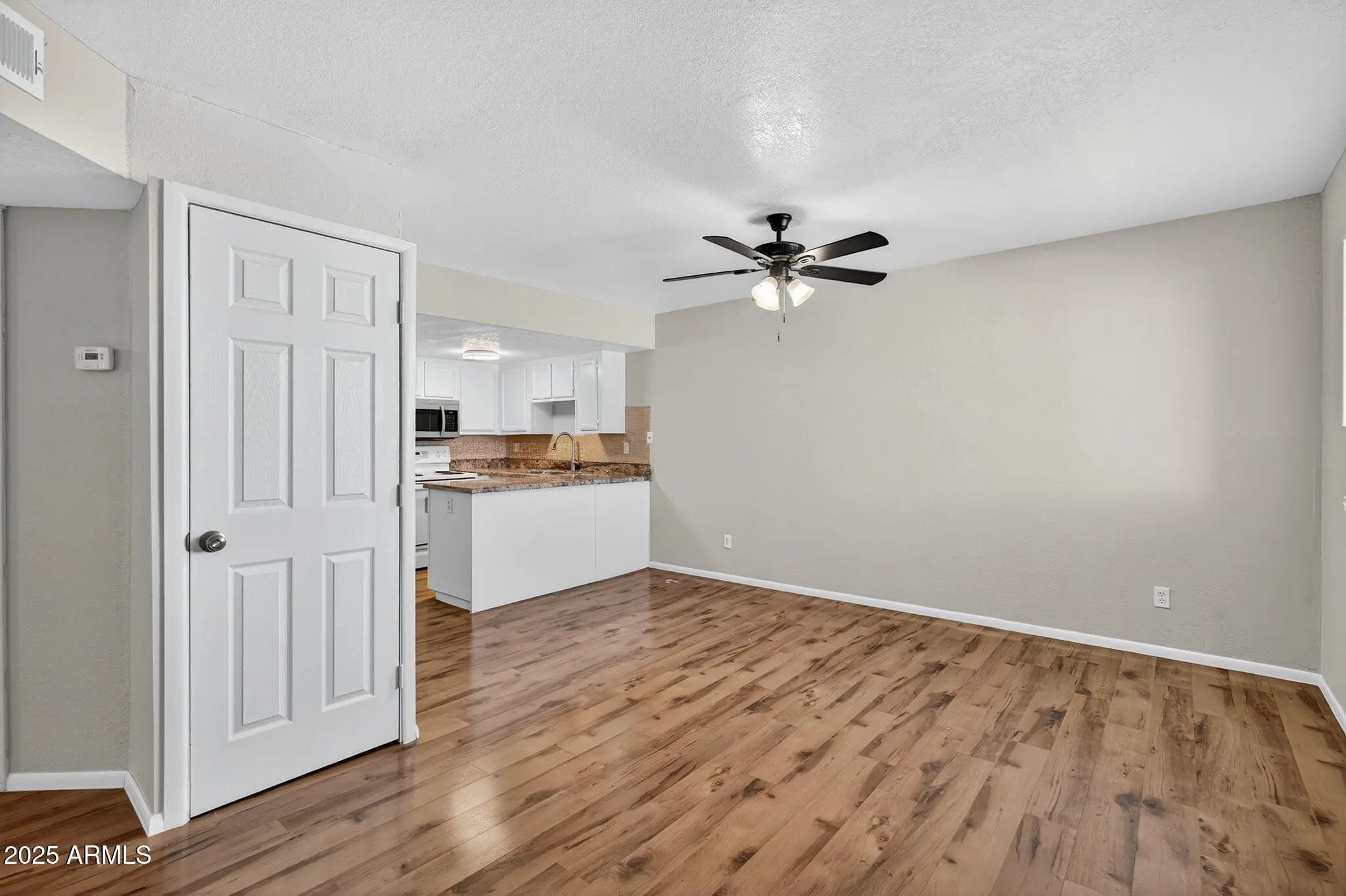 Photo of Listing #6854362