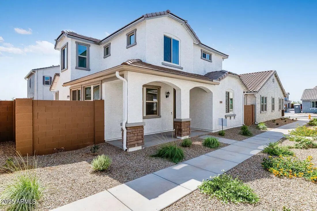 Photo of Listing #6848897