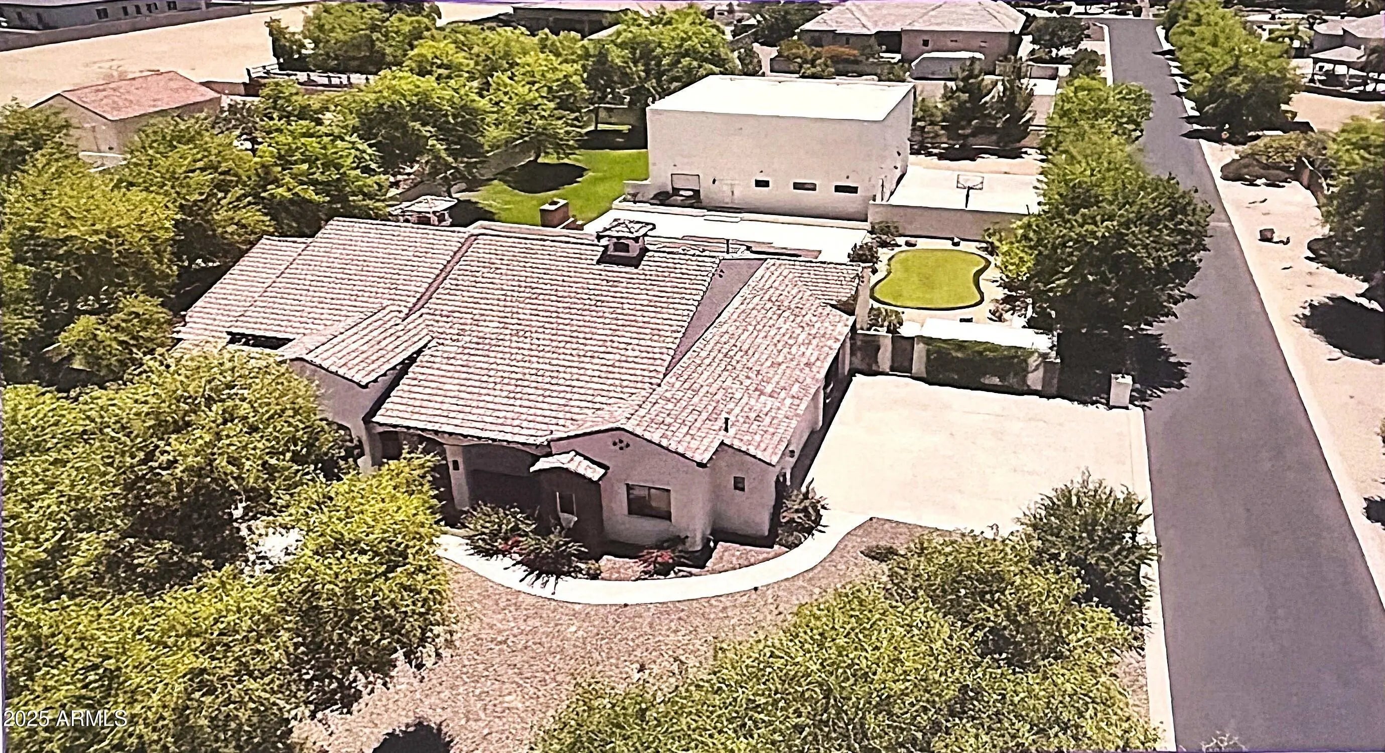 Photo of Listing #6849404