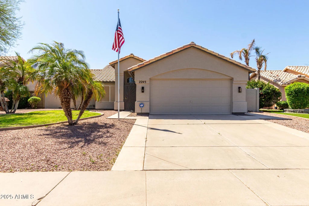 2245 E Sherri Drive, Gilbert