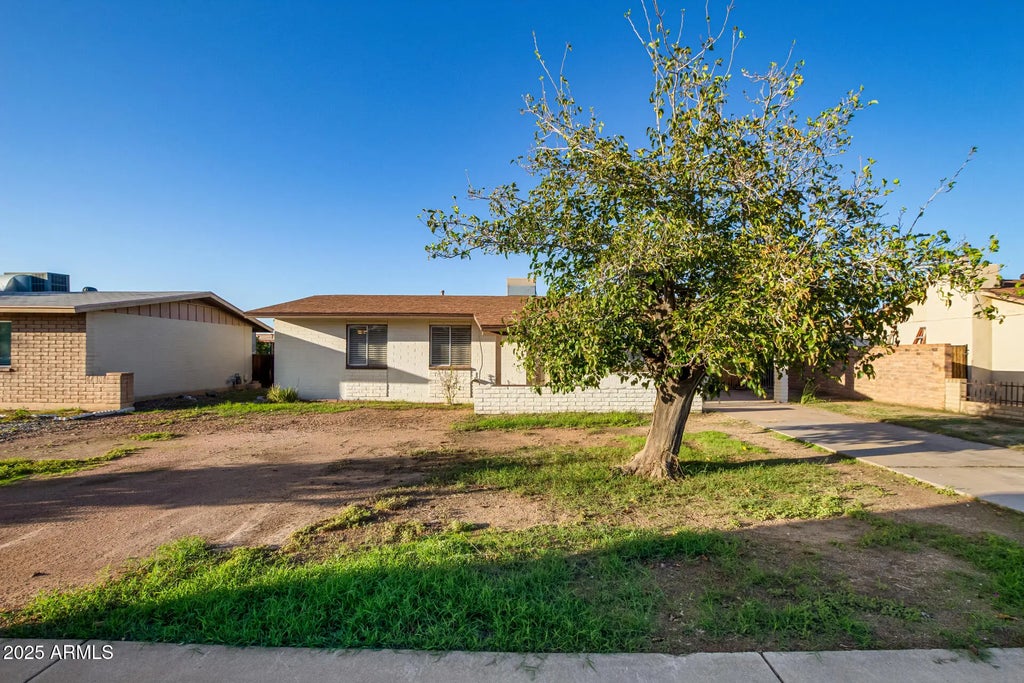 8414 W Monterosa Street, Phoenix