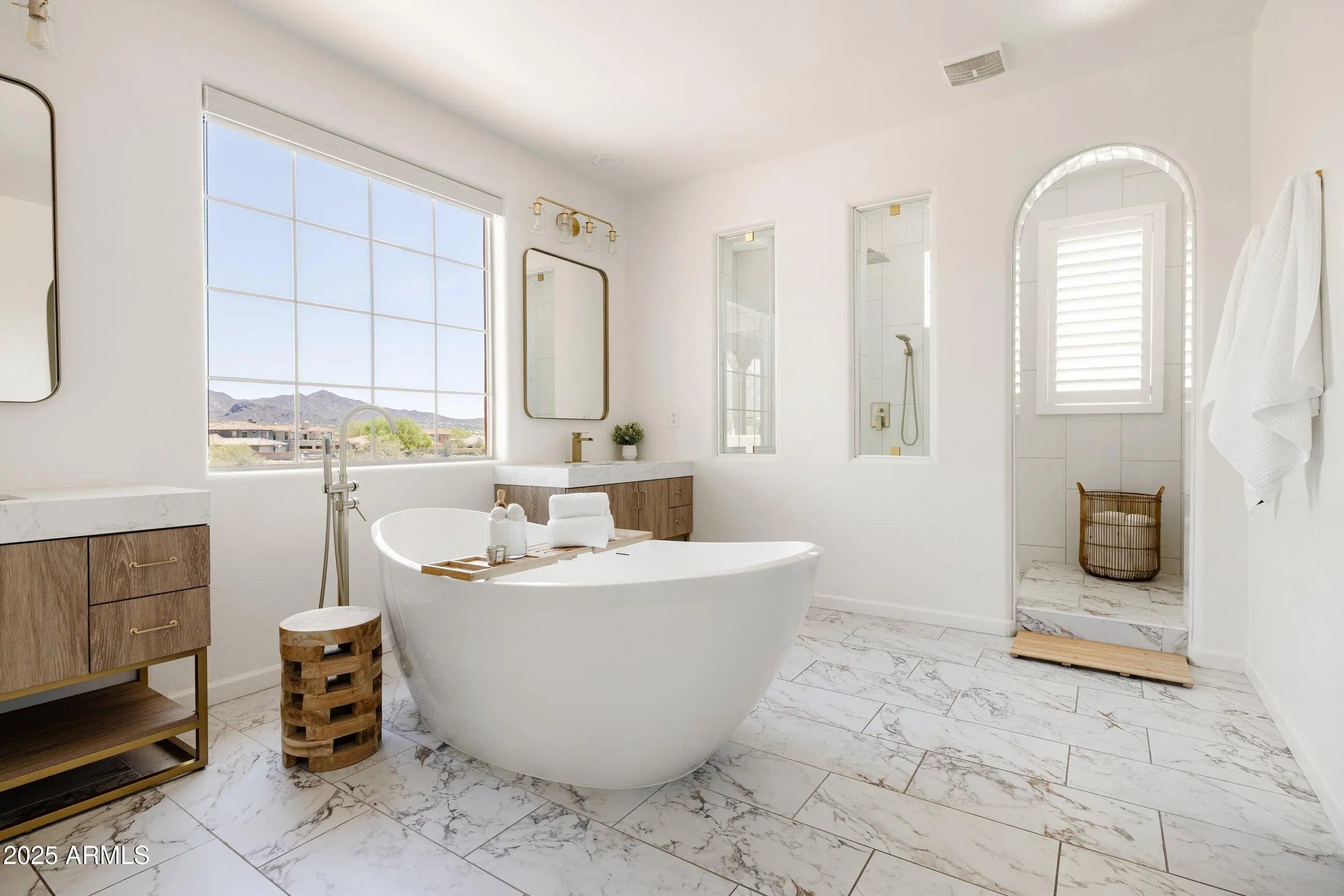 Photo of Listing #6852403