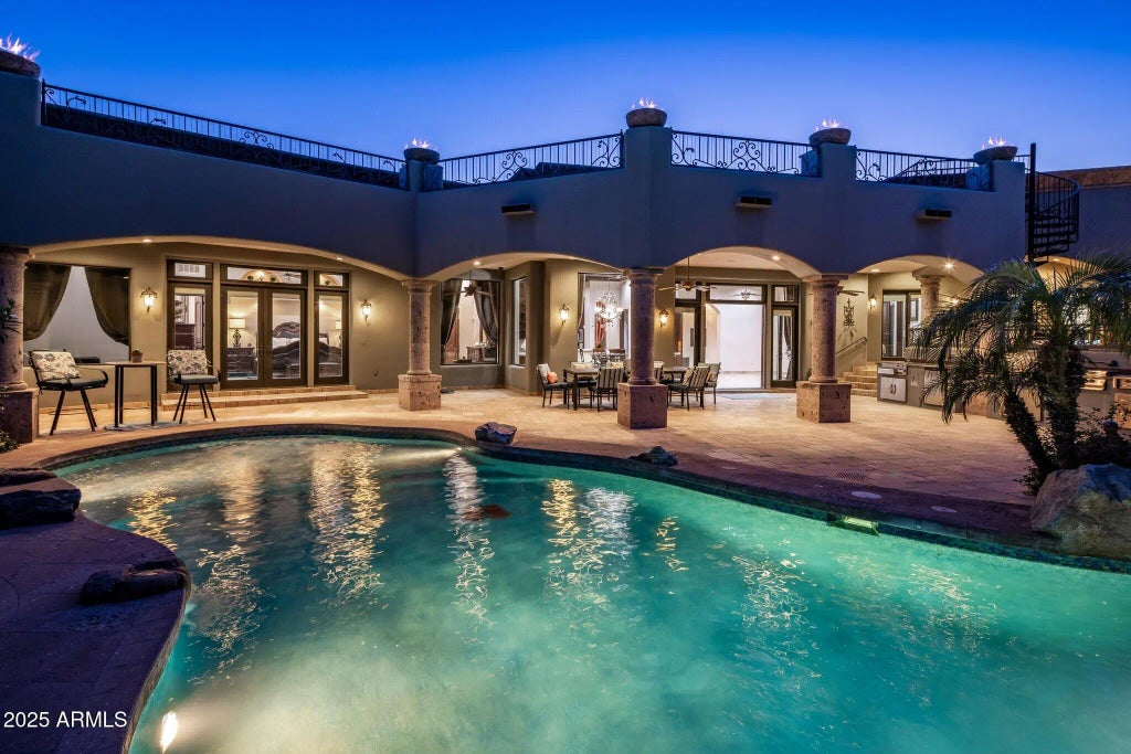 13811 S Canyon Drive, Phoenix
