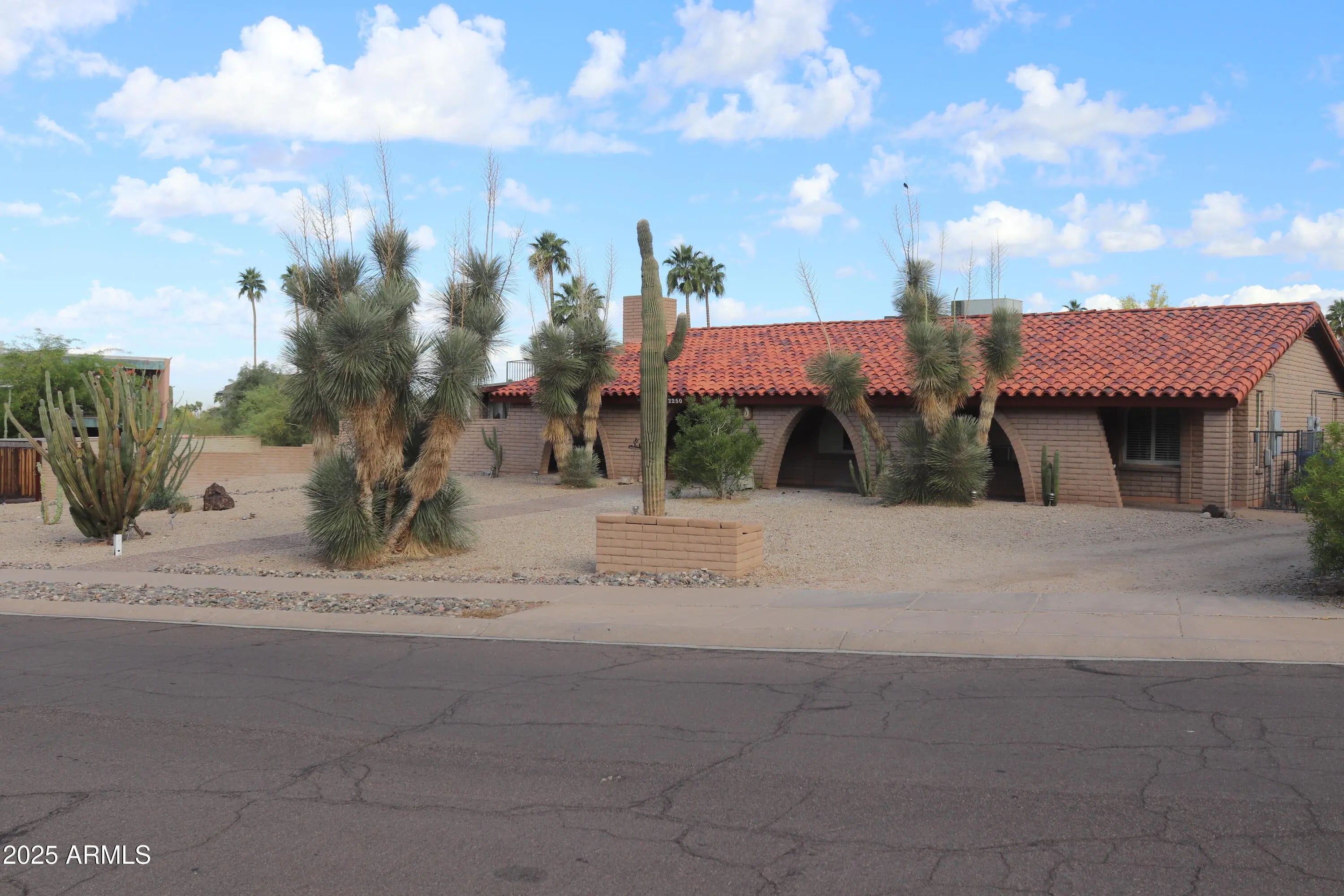 Photo of Listing #6852347