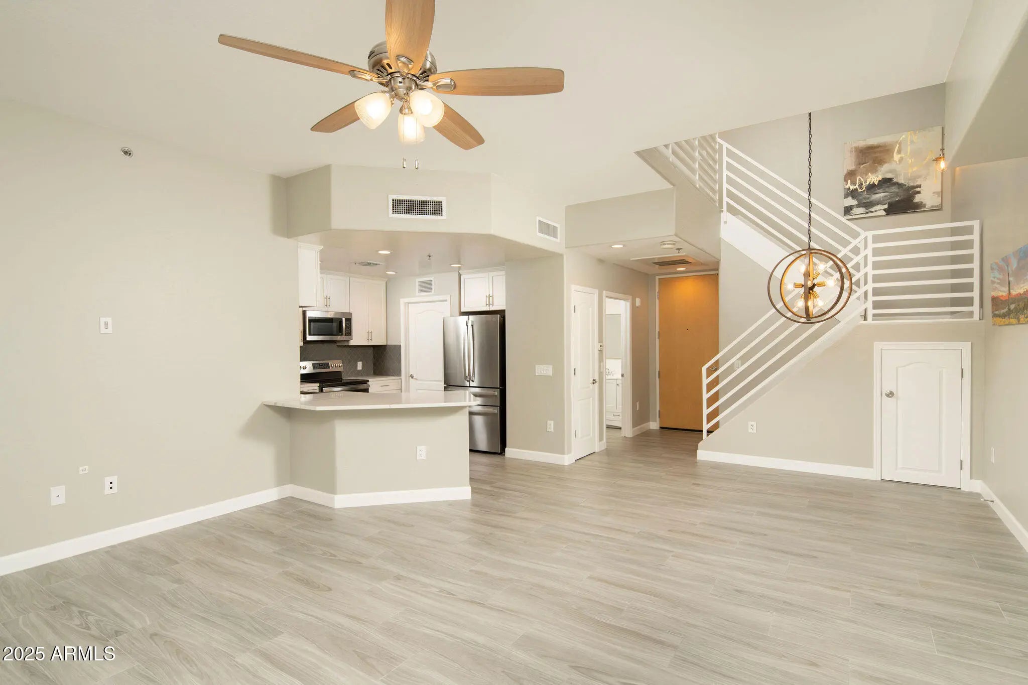 Photo of Listing #6852007