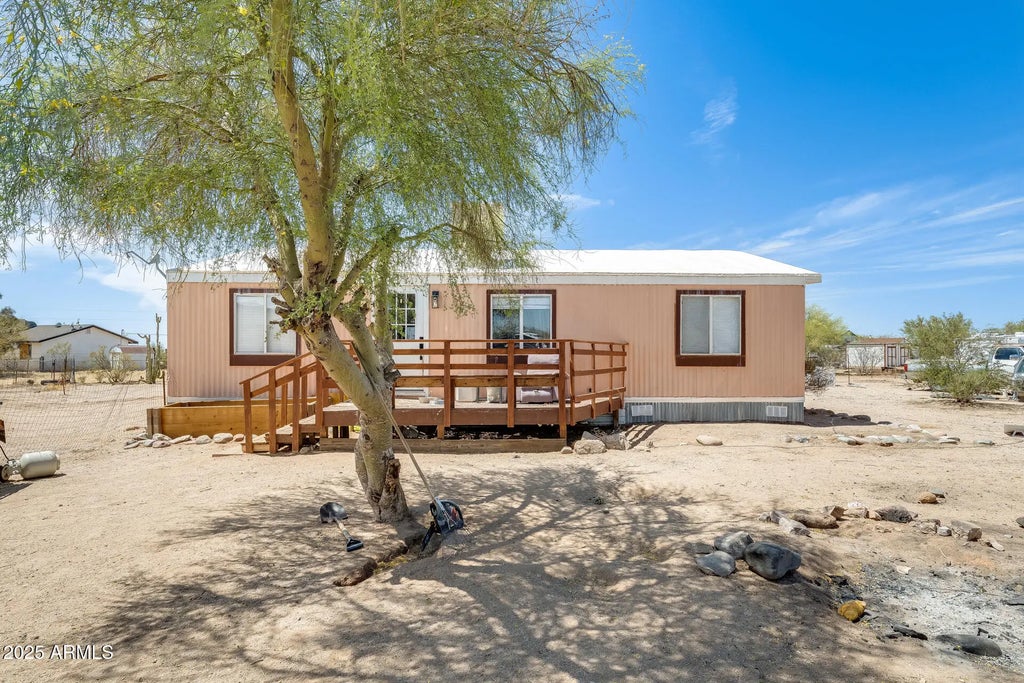 9016 N Leisure Lane, Florence