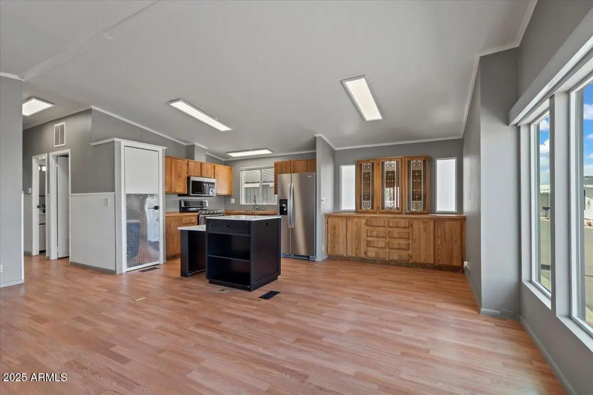 Photo of Listing #6852652