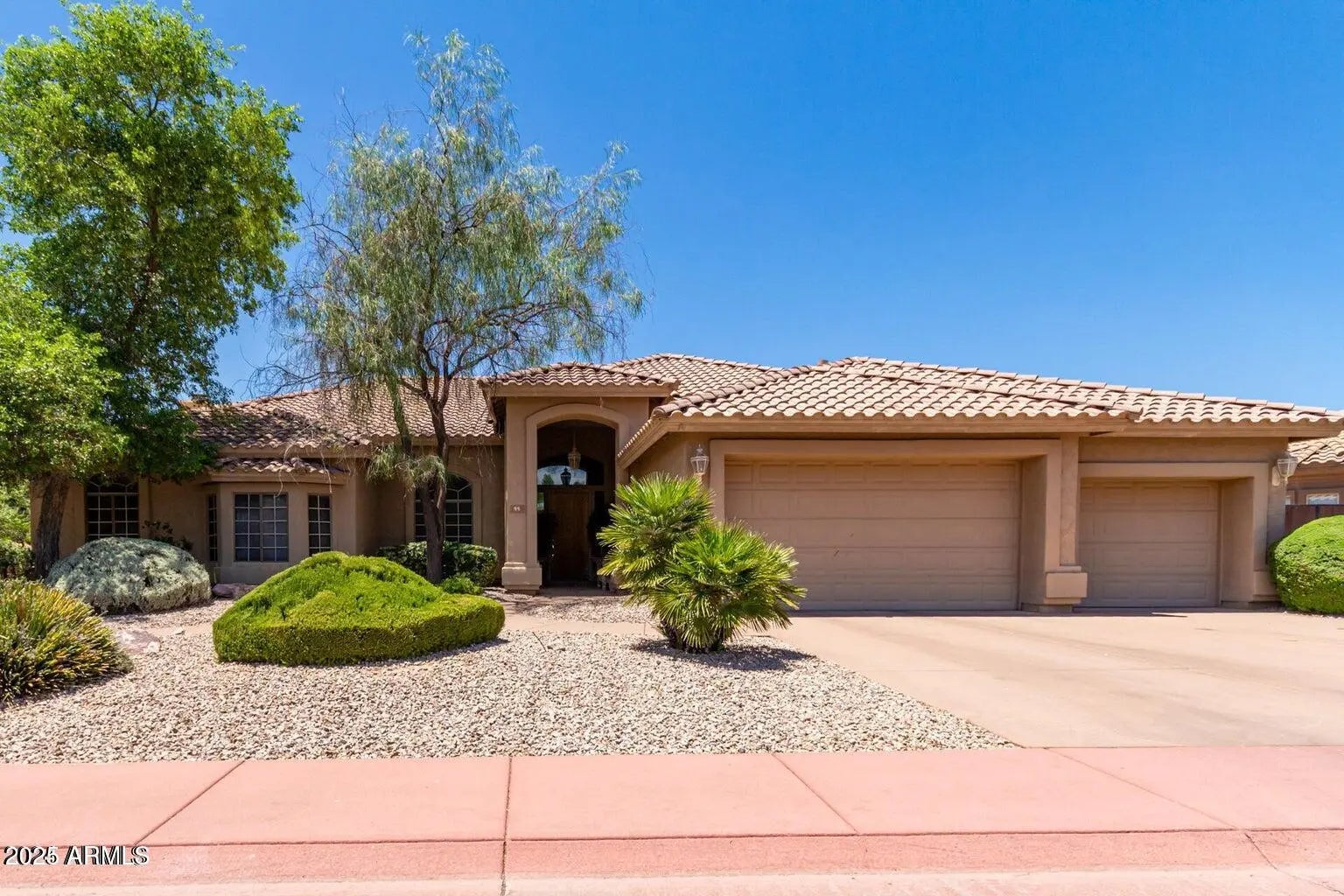 Photo of Listing #6852740