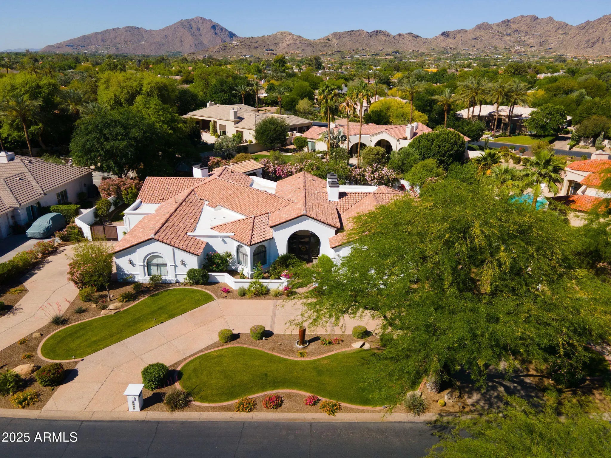 Photo of Listing #6914453