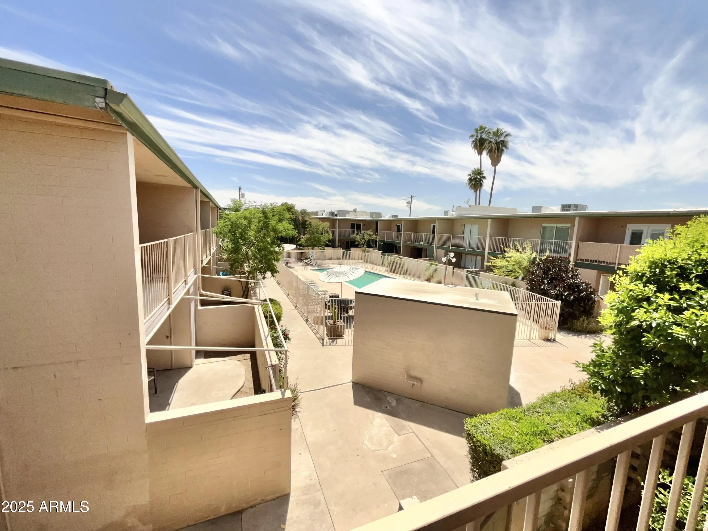 Photo of Listing #6856753