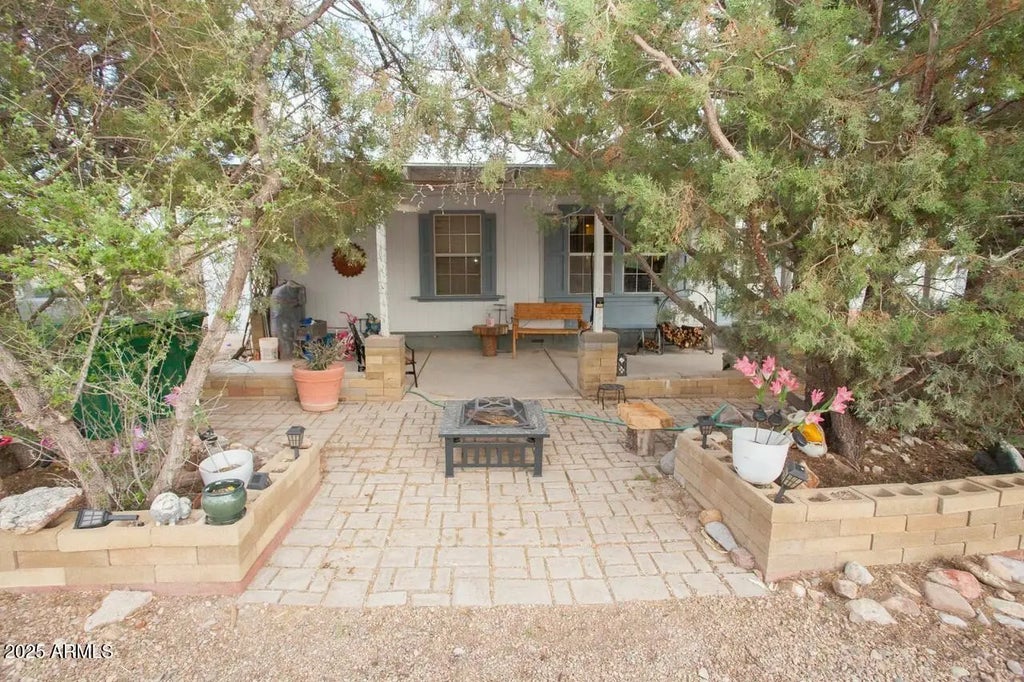 2035 E Mesa Circle, Tombstone