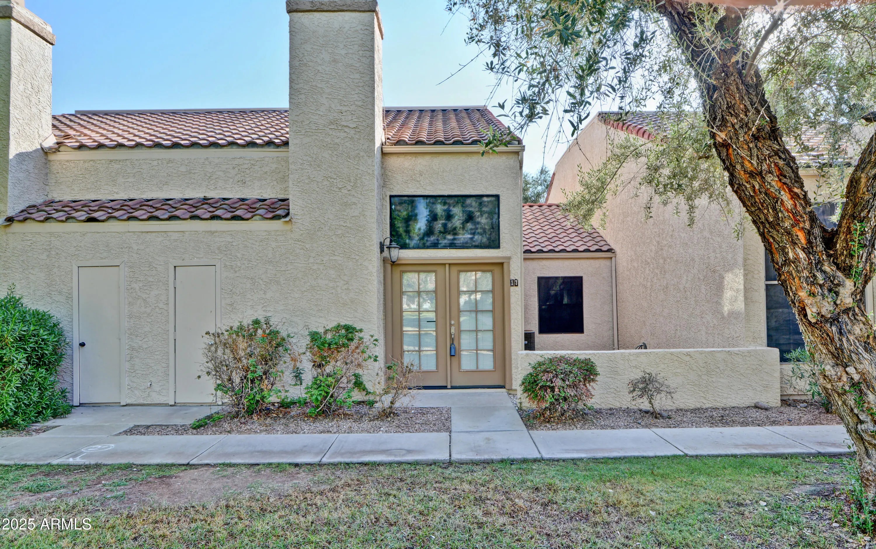 Photo of Listing #6864213