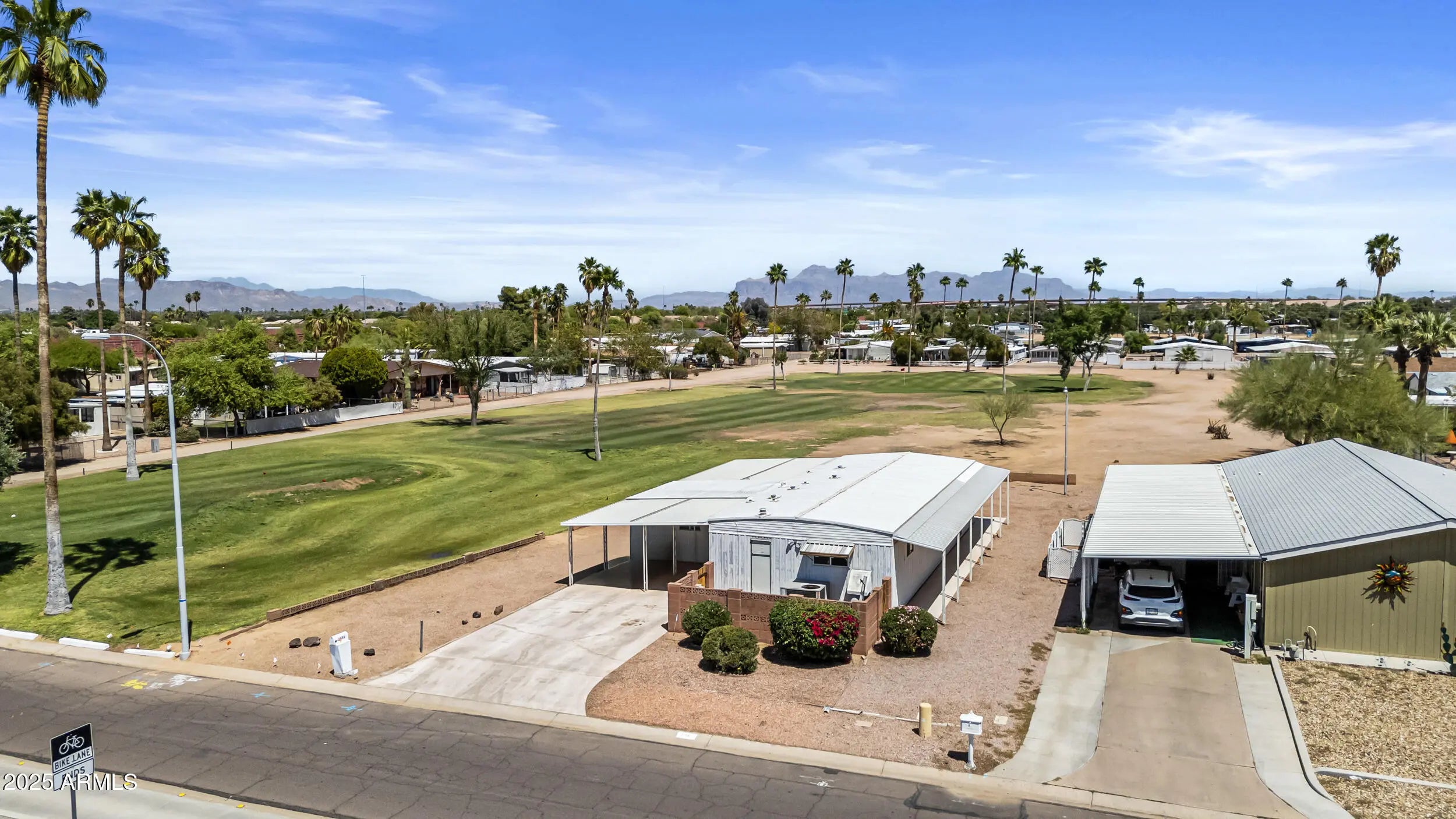 Photo of Listing #6857884