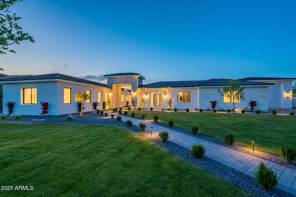 3950 E Augusta Avenue, Queen Creek
