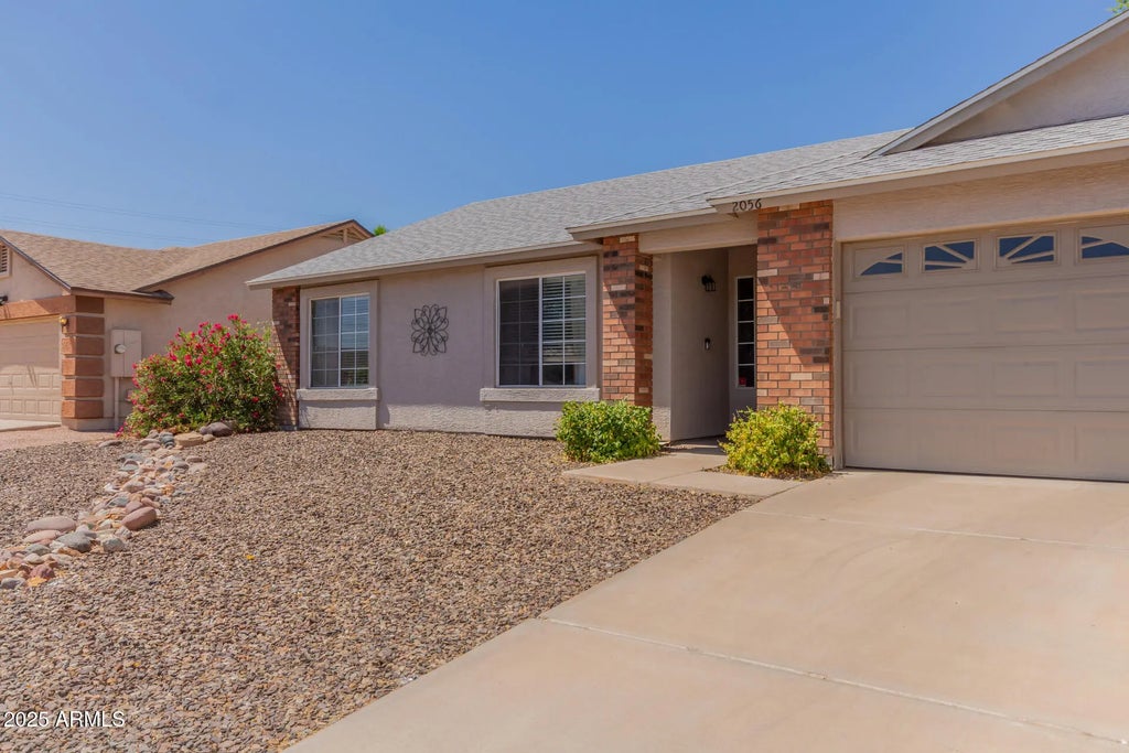 2056 E San Tan Court, Gilbert