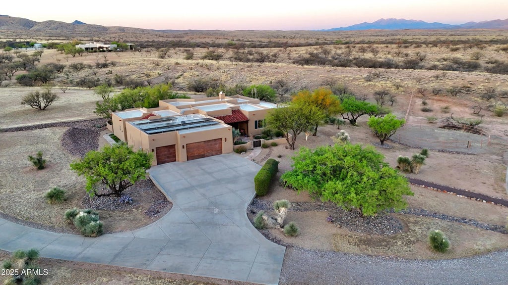 3400 W Lynx Lane, Benson