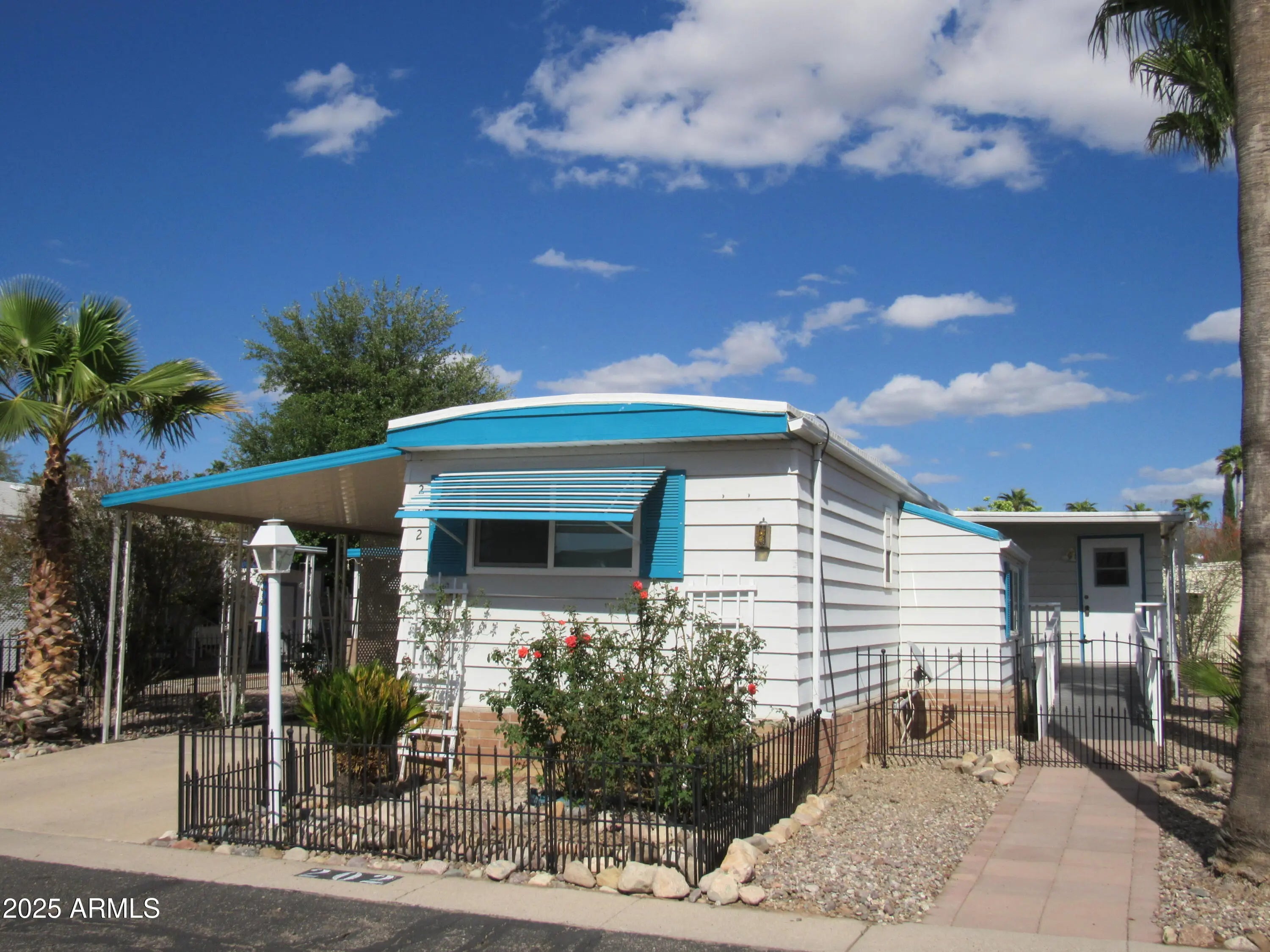 Photo of Listing #6855522