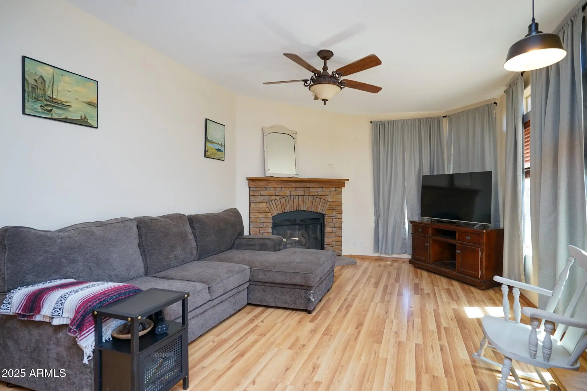 Photo of Listing #6857428