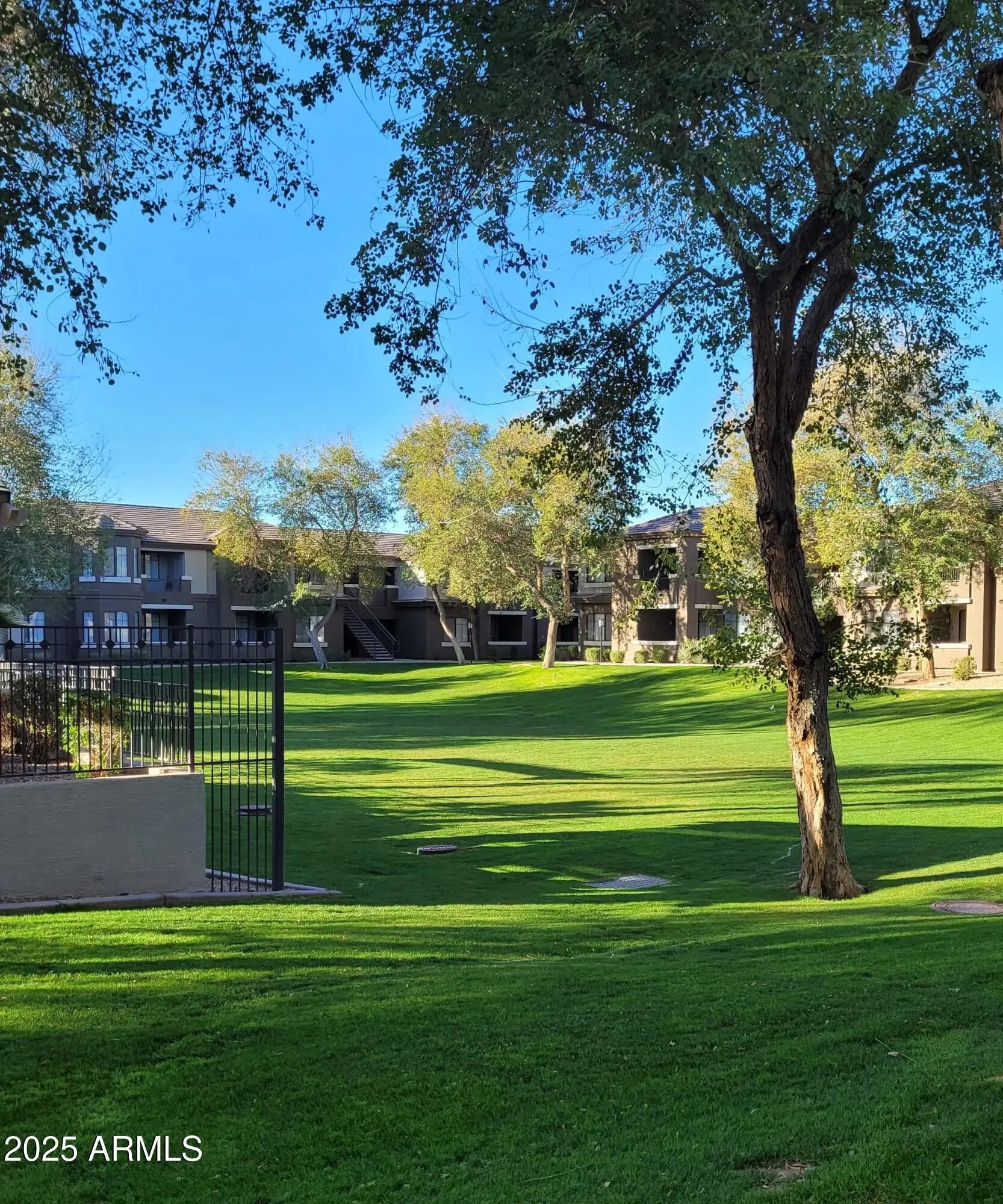 Photo of Listing #6856386