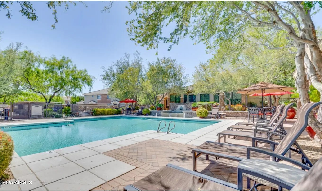 Photo of Listing #6856410