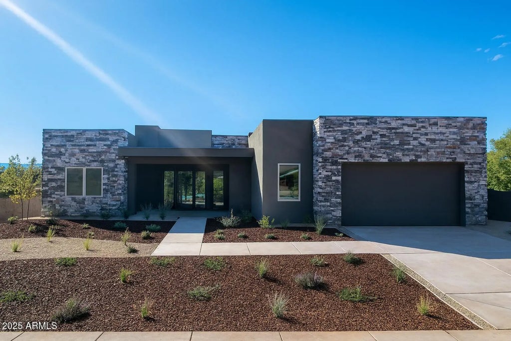 130 Regan Road, Sedona