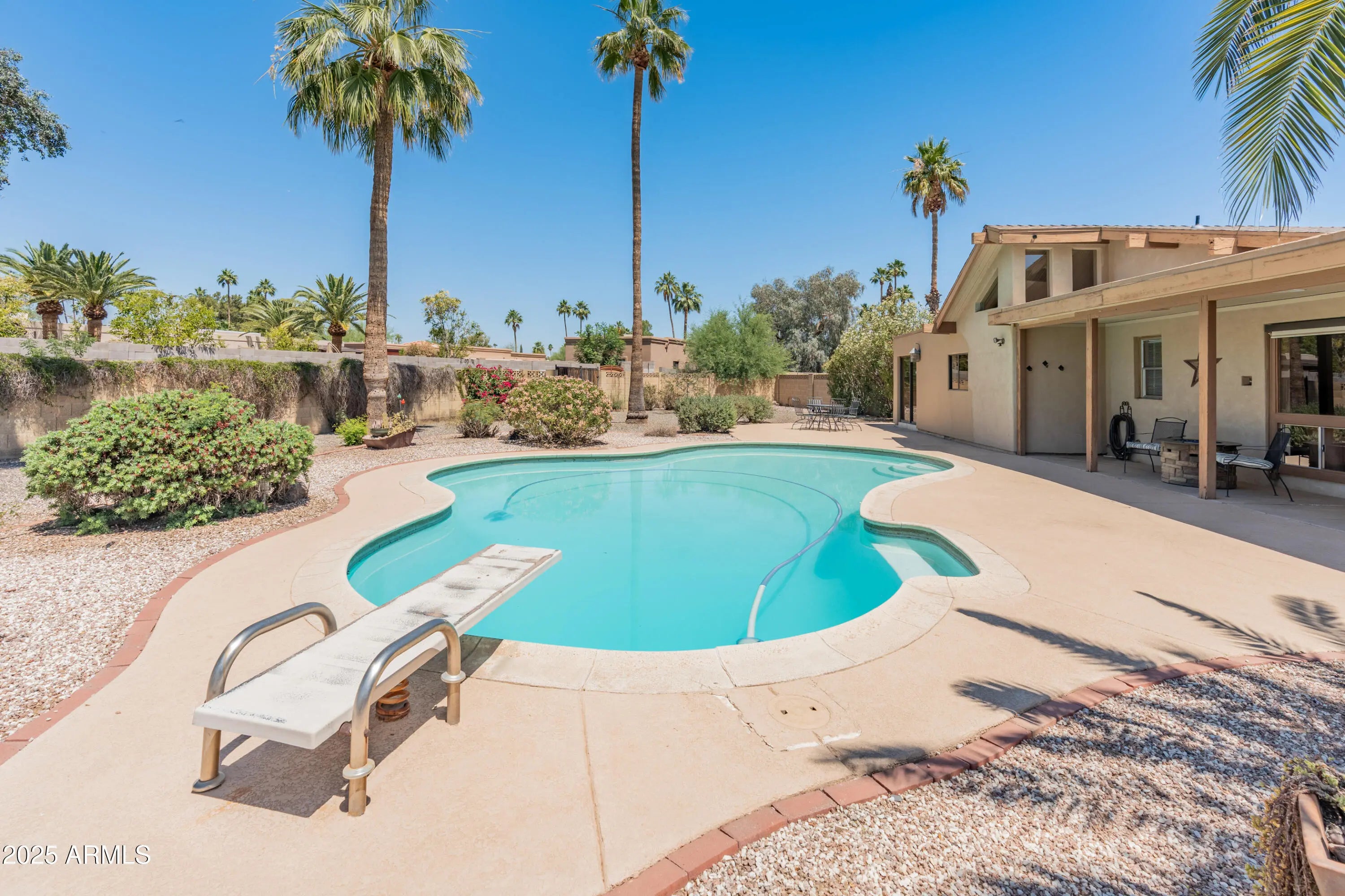 Photo of Listing #6875783