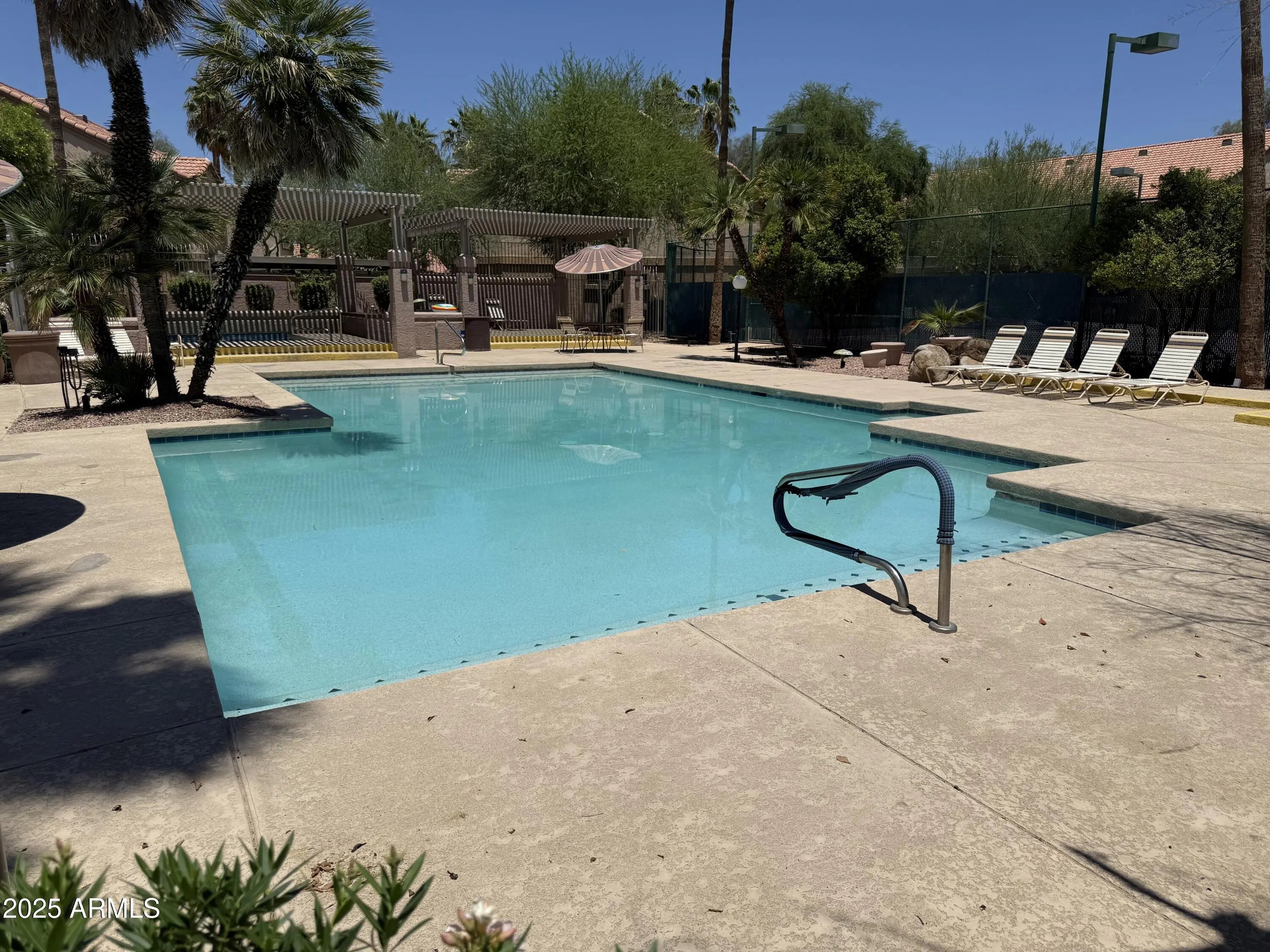 Photo of Listing #6861849