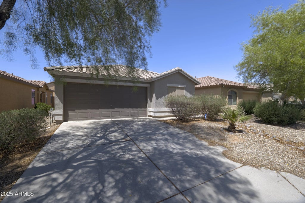 41388 W Hopper Drive, Maricopa