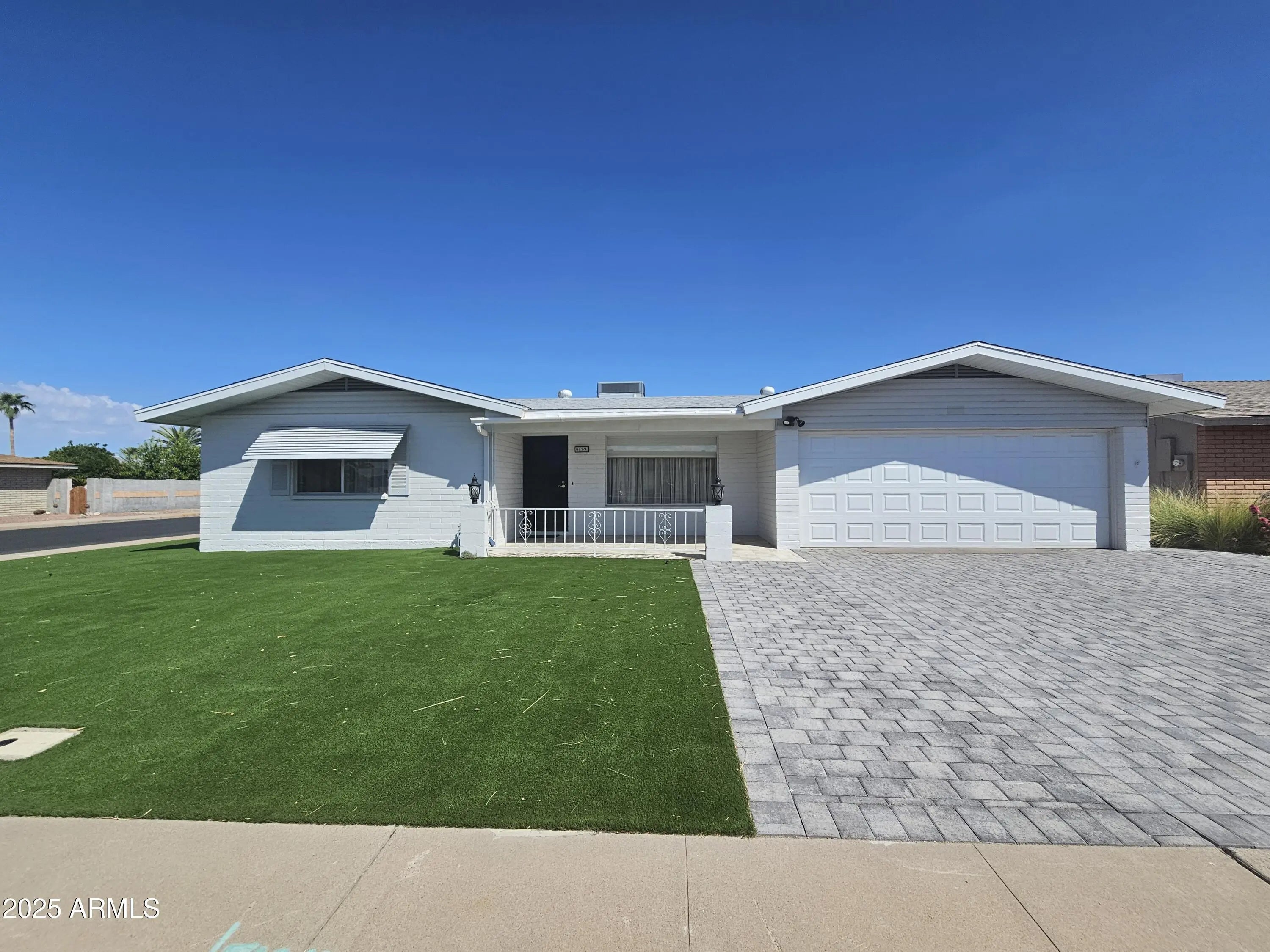 Photo of Listing #6858908