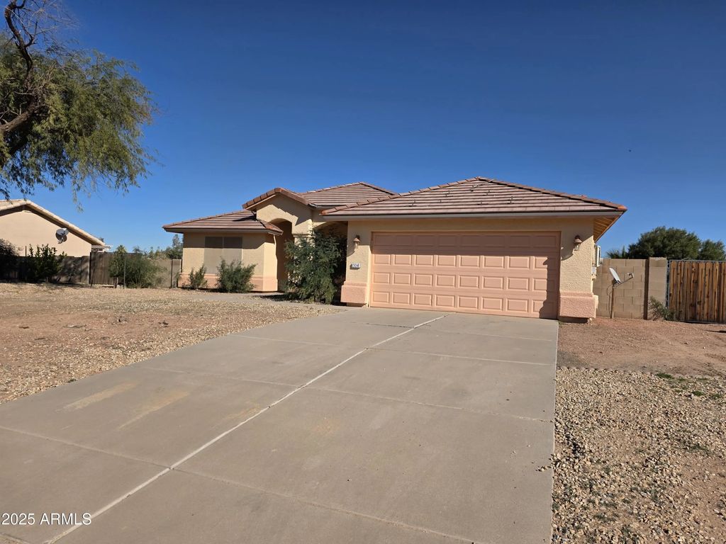 15041 S Brook Hollow Road, Arizona City