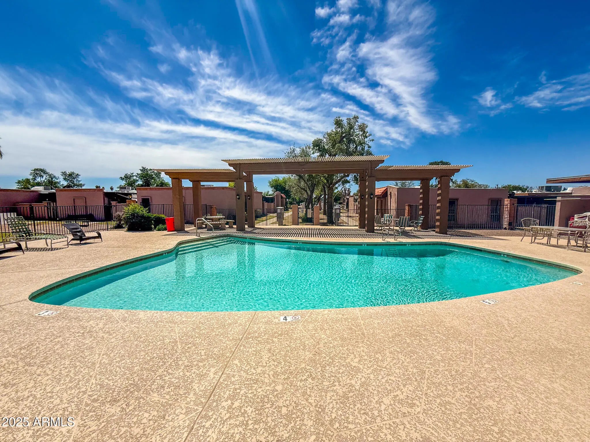 Photo of Listing #6858968