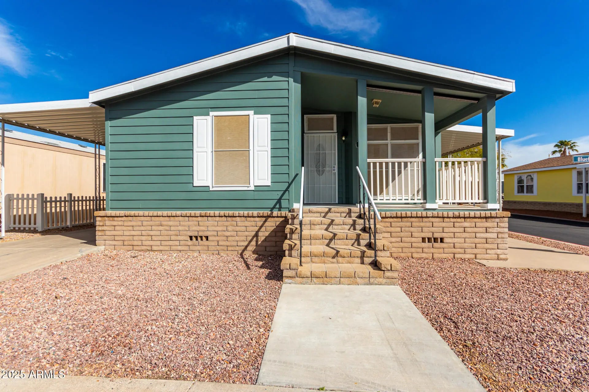 Photo of Listing #6860053