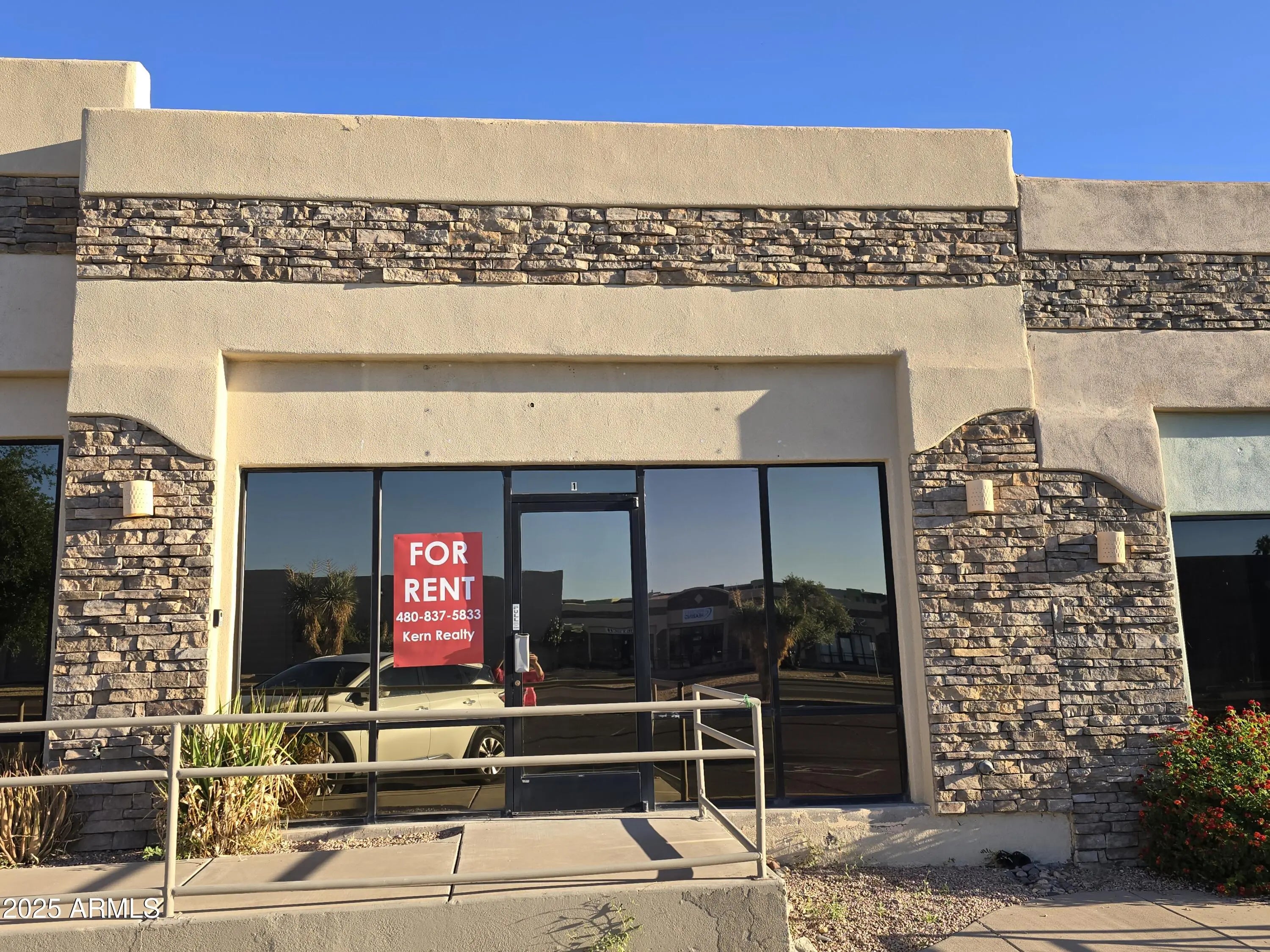 Photo of Listing #6858740