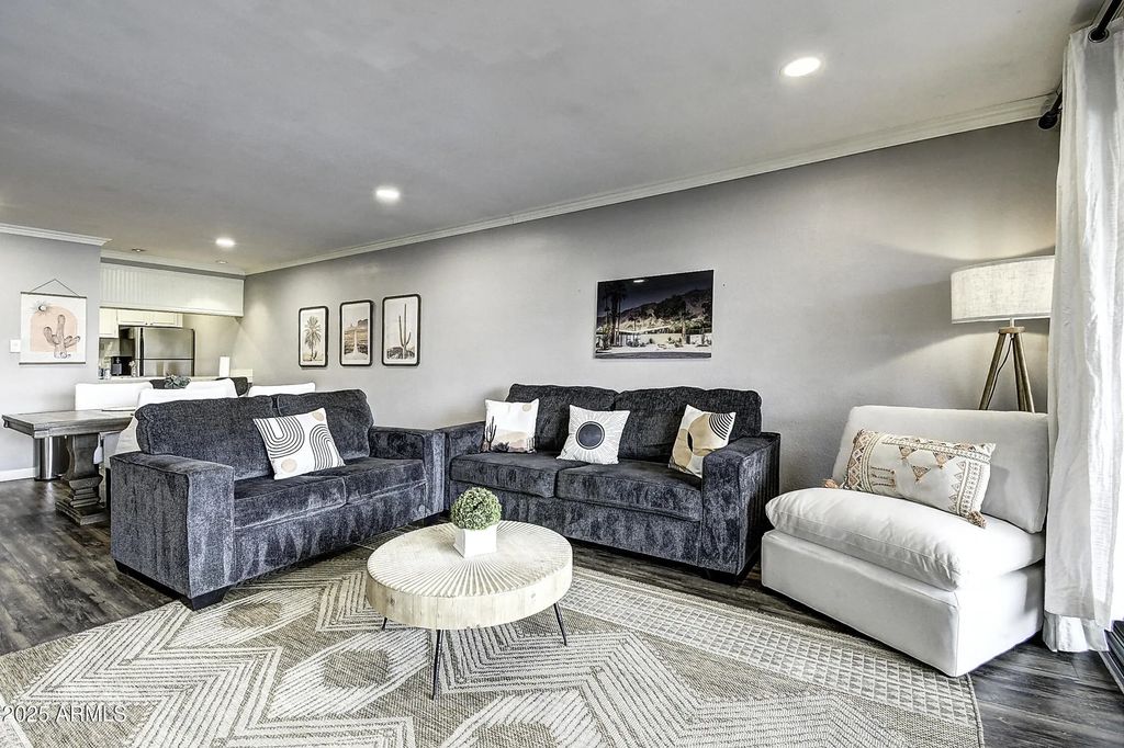 7625 E Camelback Road (unit B203), Scottsdale