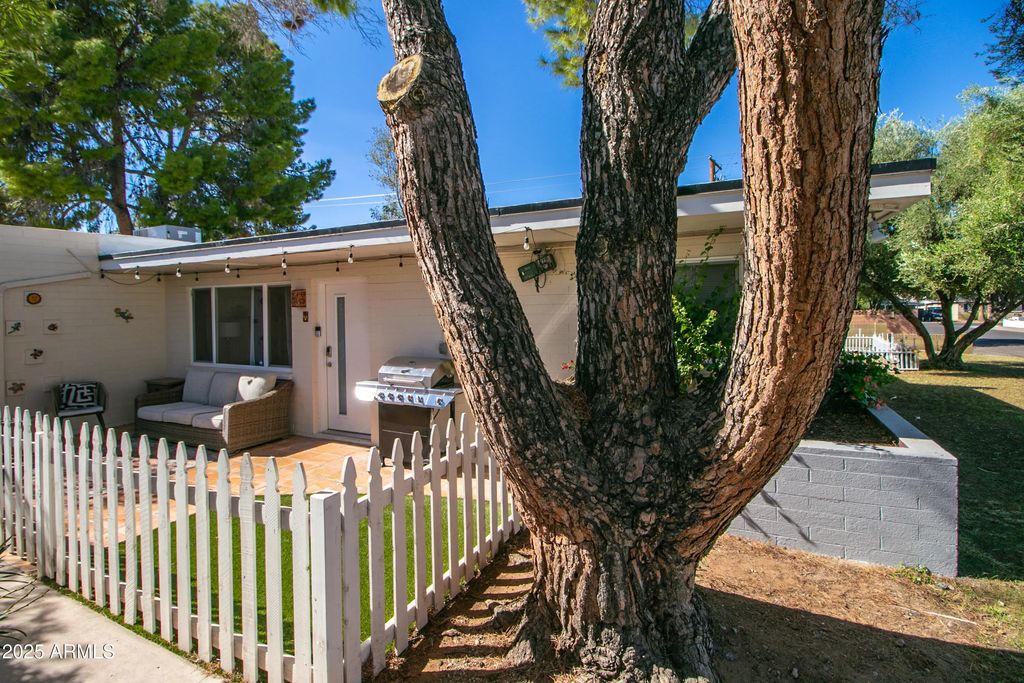 3511 E Montecito Avenue (unit Apt 3), Phoenix