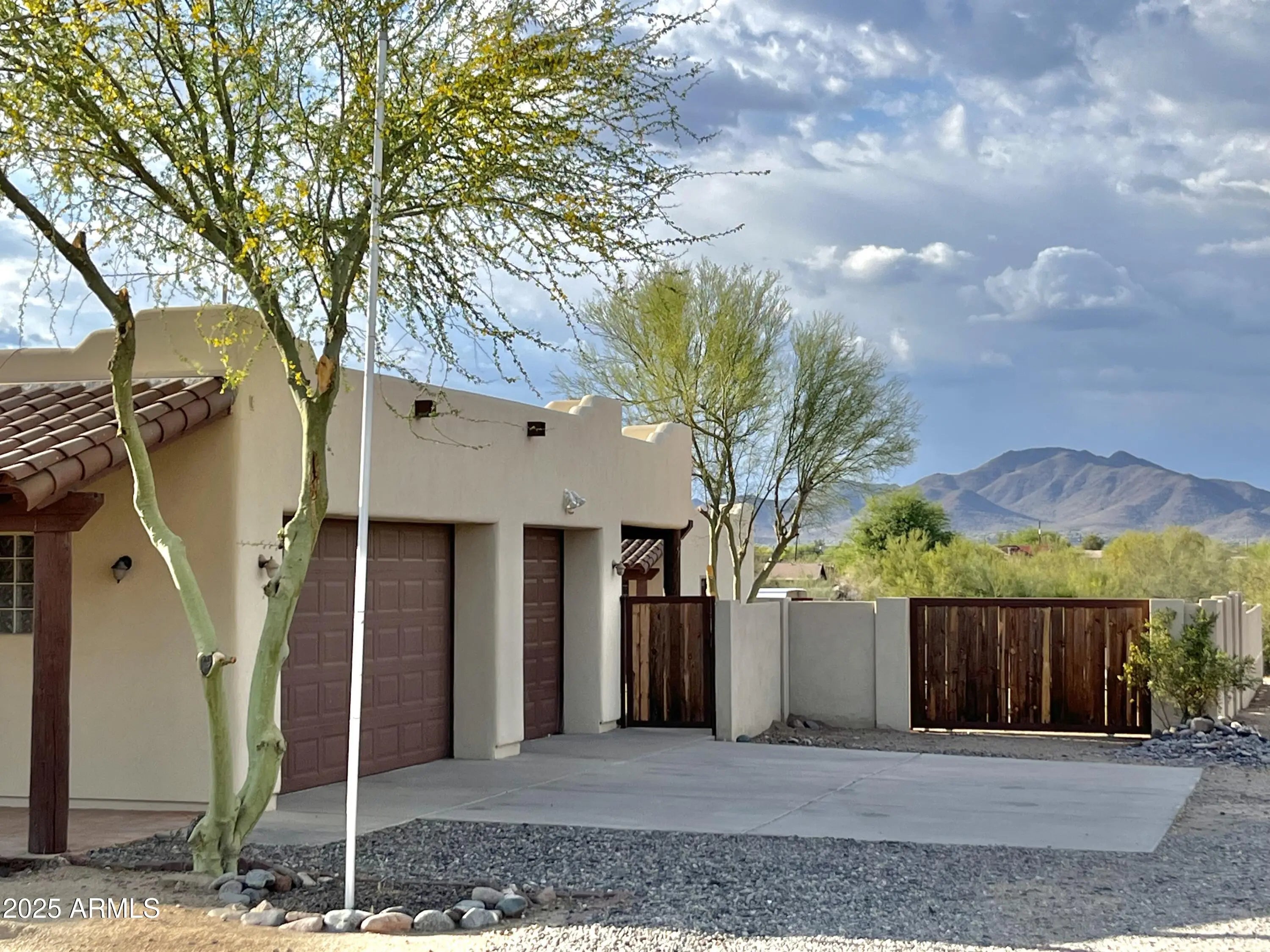 Photo of Listing #6863381