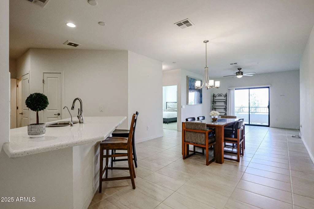2511 W Queen Creek Road (unit 337), Chandler